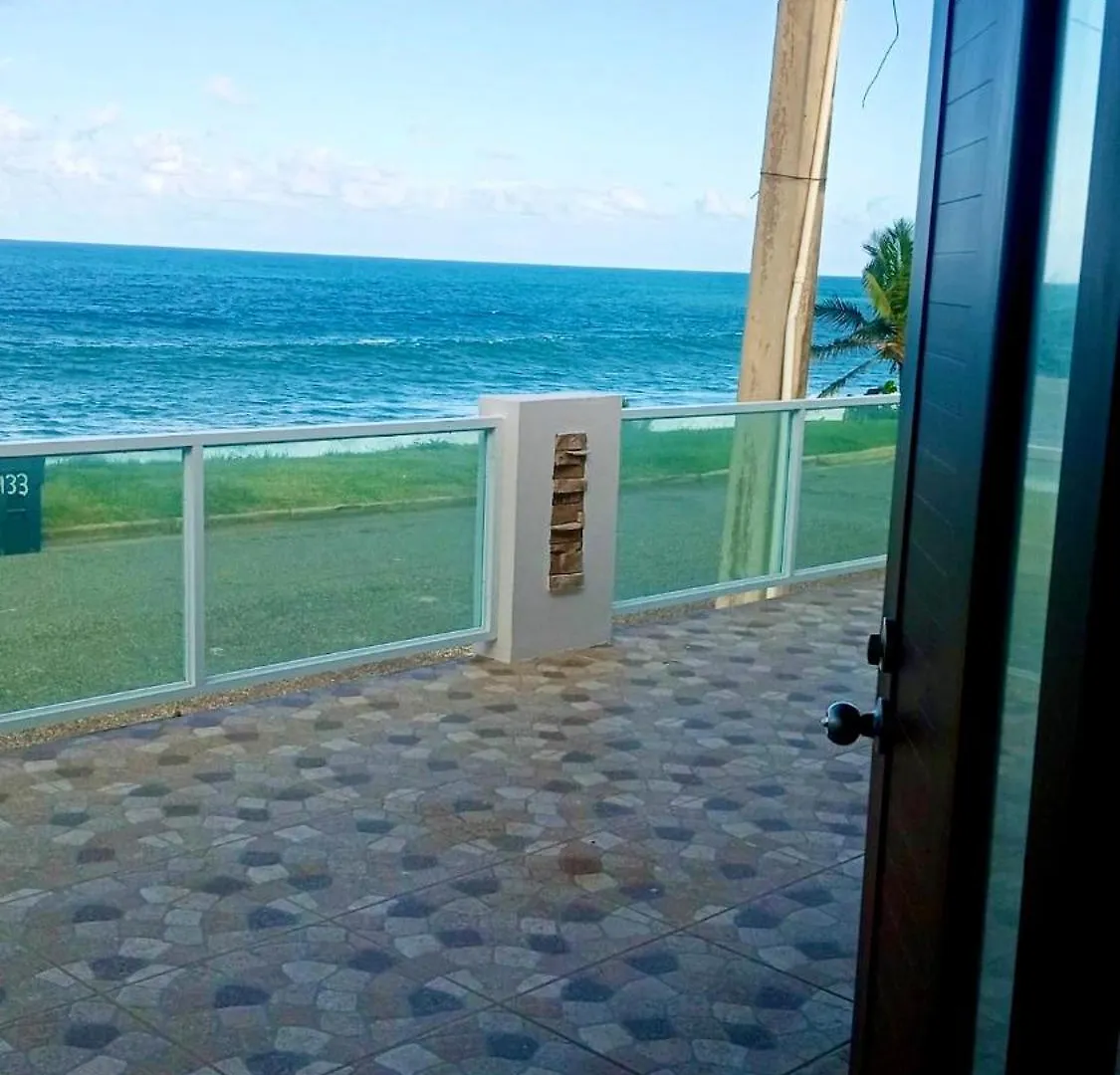 Modern Oceanfront Apartment Arecibo