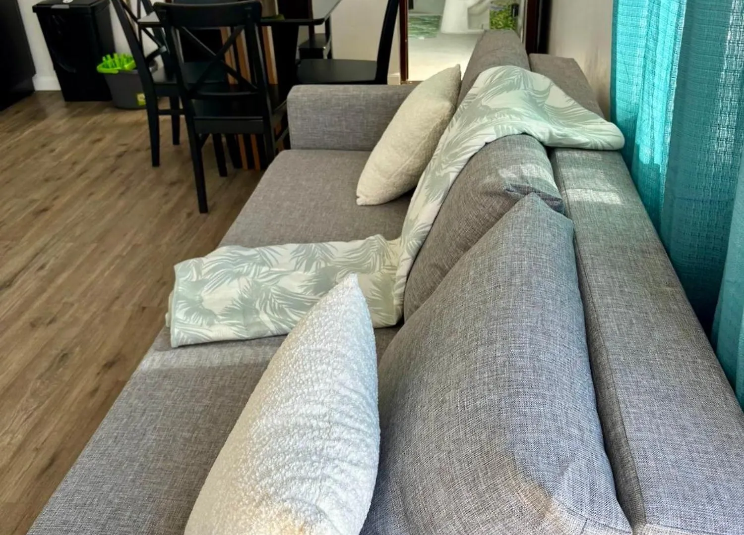 Modern Oceanfront Apartment Arecibo