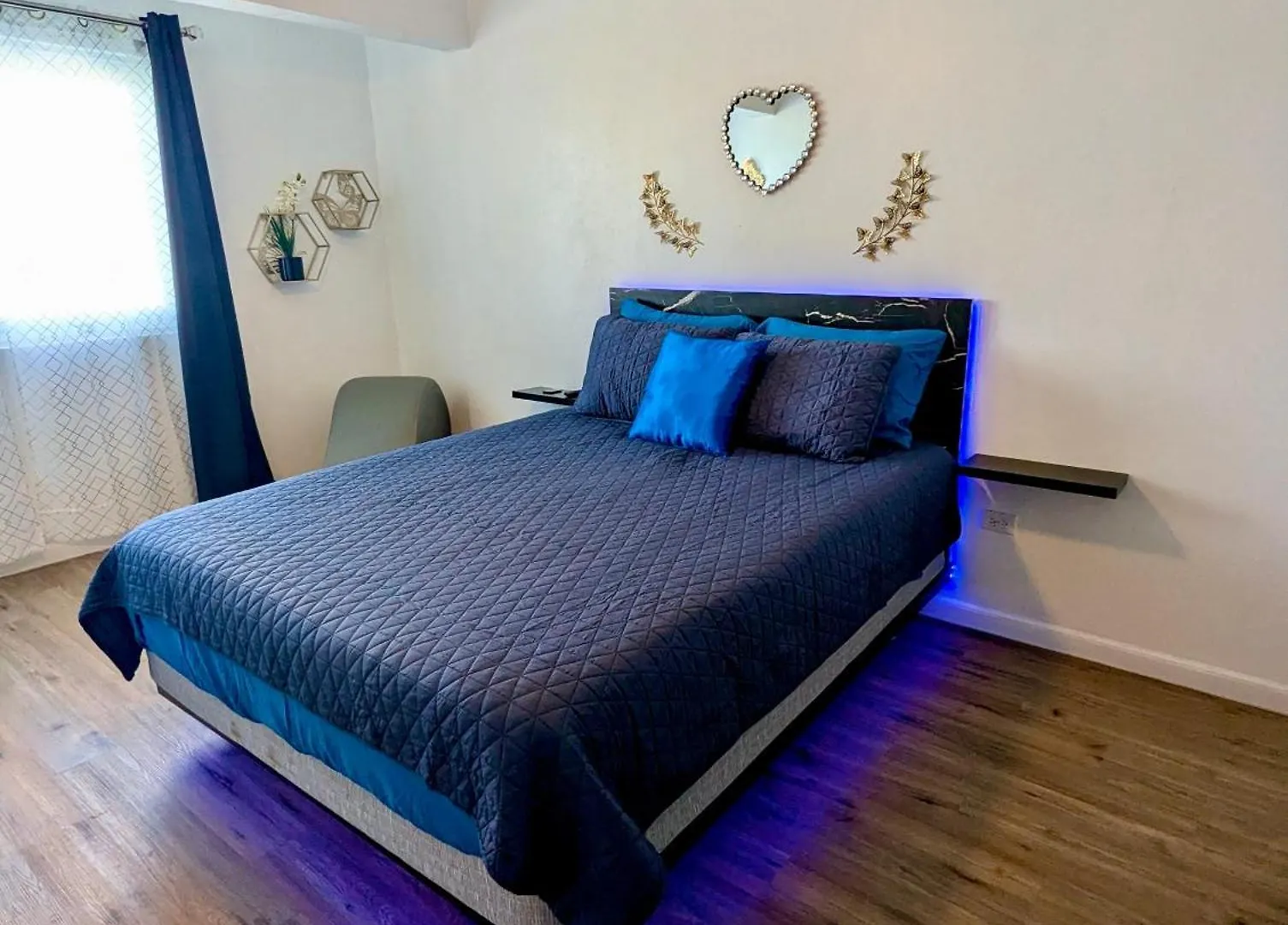Modern Oceanfront Apartment Arecibo Porto Rico