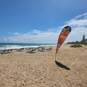Luxurious Beachside 3-br Apartment San Juan