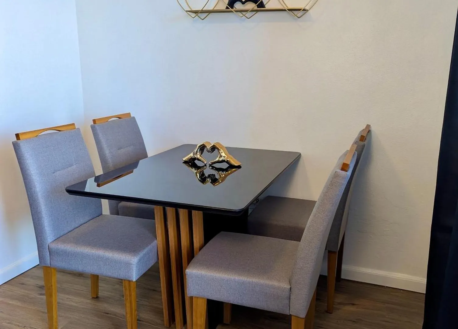 Modern Oceanfront Apartment Arecibo